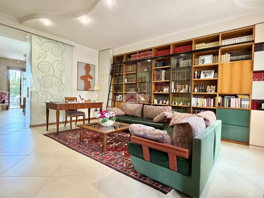 Salone