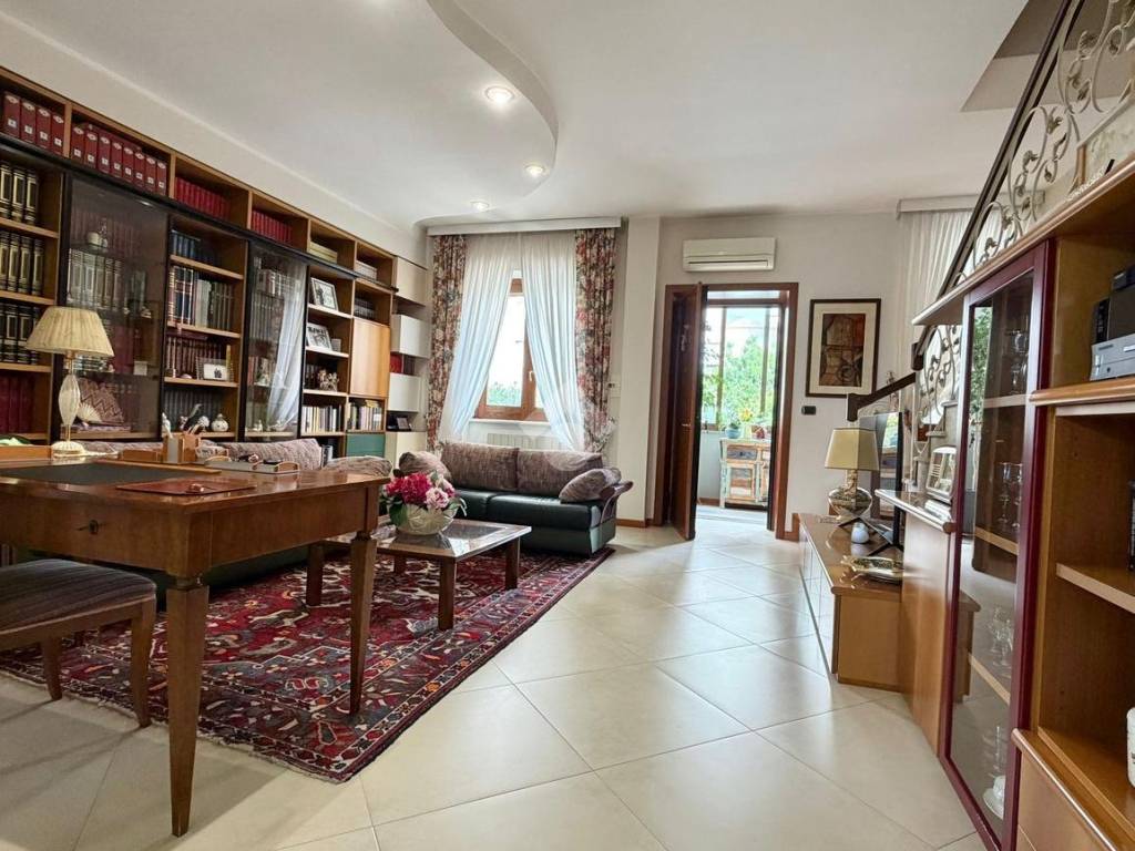 Salone