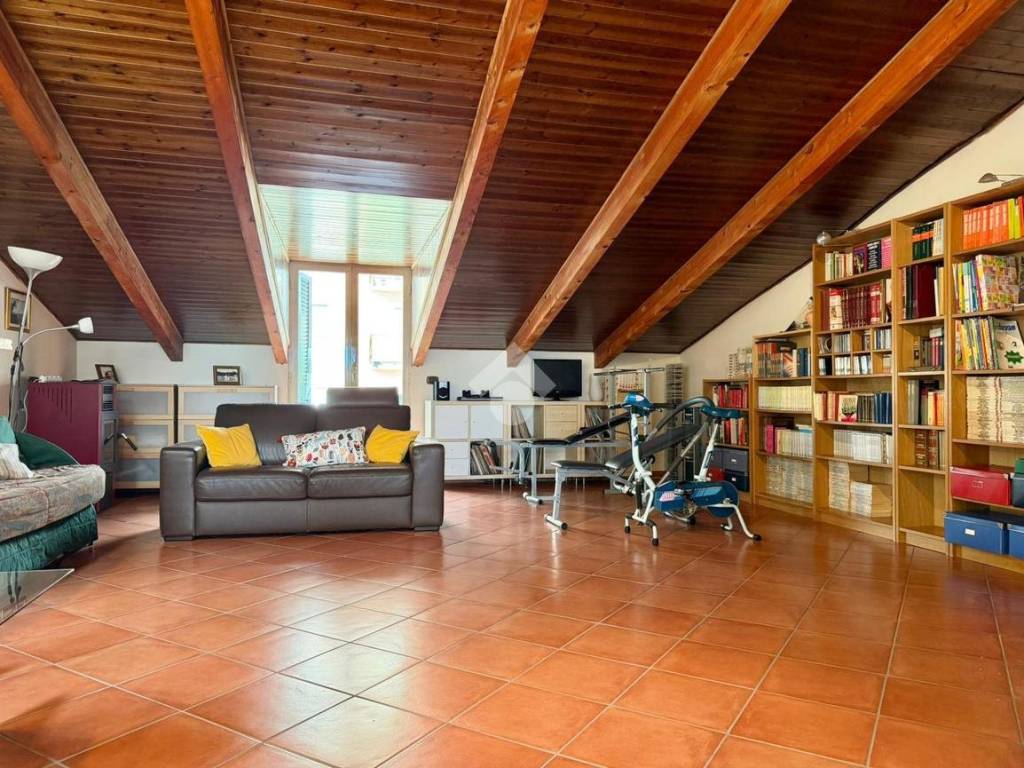 Salone