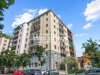 Bilocale via Gaetano Strambio 19, Città Studi, Milano