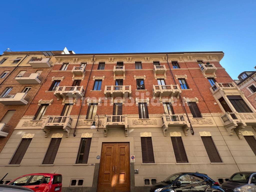 Appartamento in Cit Turin, foto 2 di 19