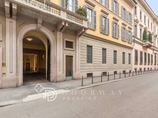 Loft via Monte di Pietà, Brera, Milano