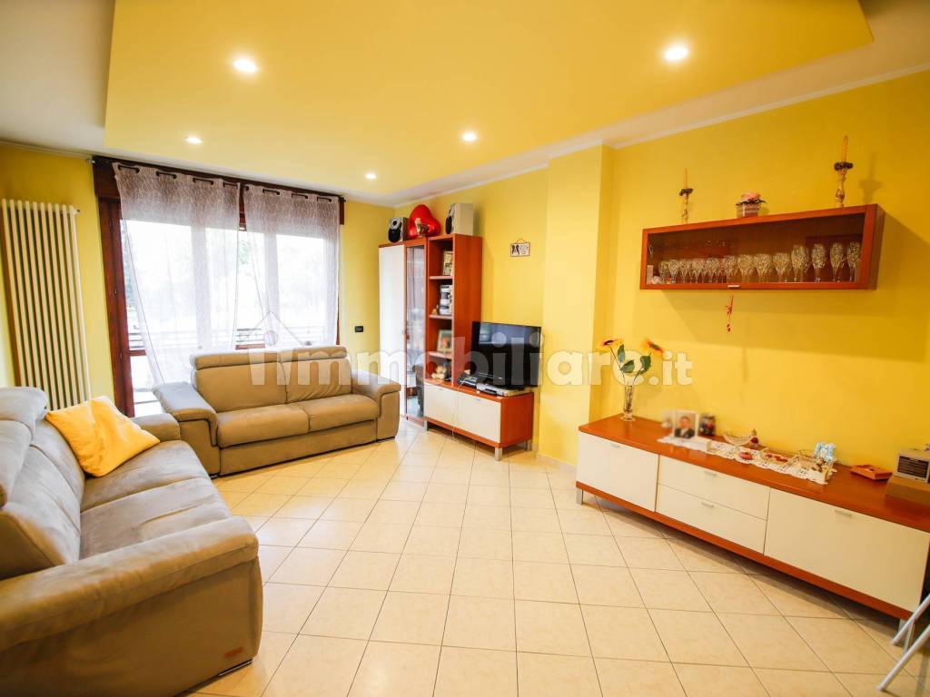 Salone
