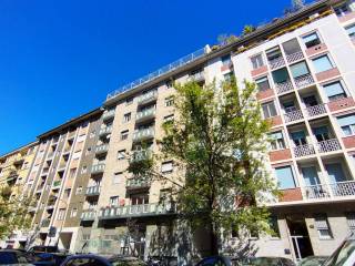 Bilocale ottimo stato, quinto piano, Argonne - Corsica, Milano