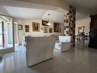 Salone