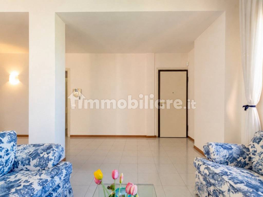 Salone