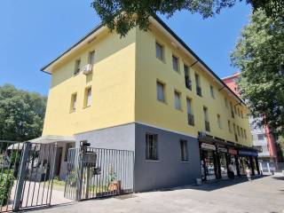 Bilocale via Fratelli C. e G. Antona Traversi 23, Vialba, Milano