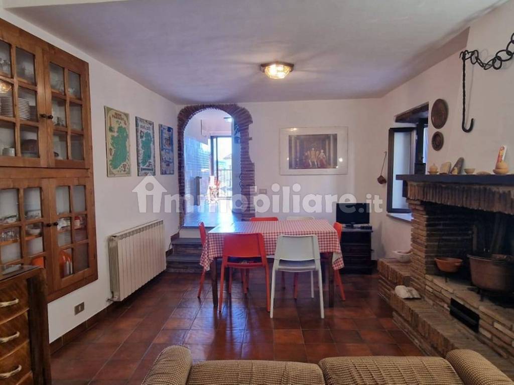Salone