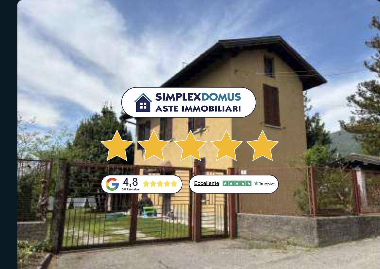 Villa in vendita a Gavirate