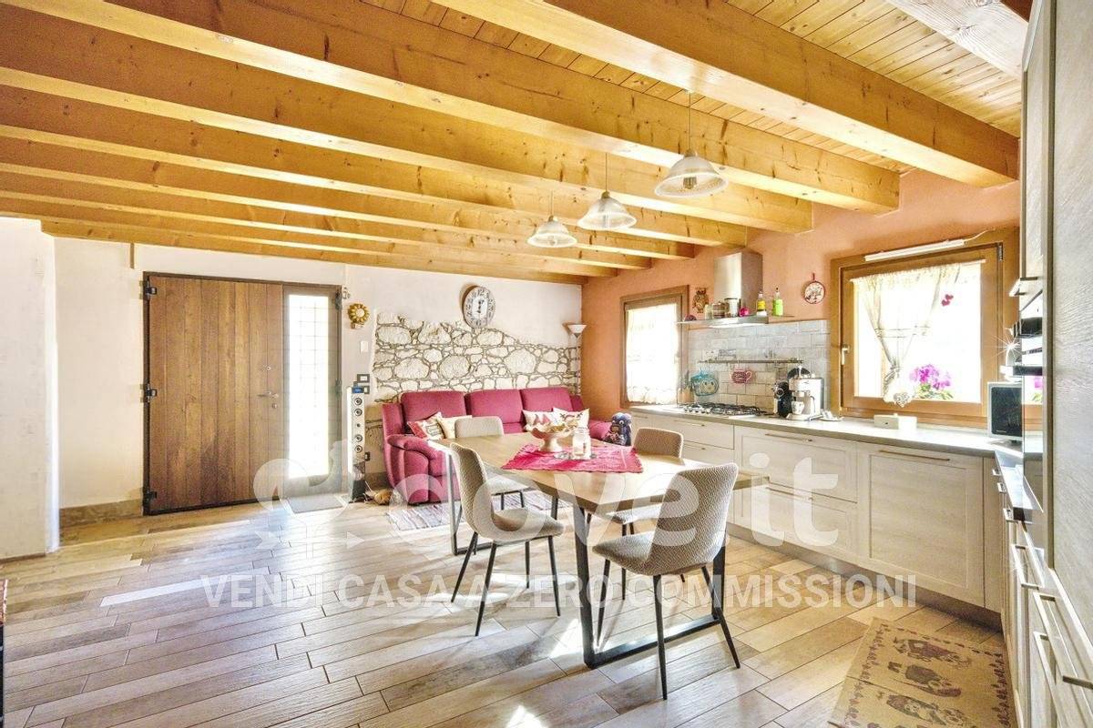 Villa in vendita a Villaga