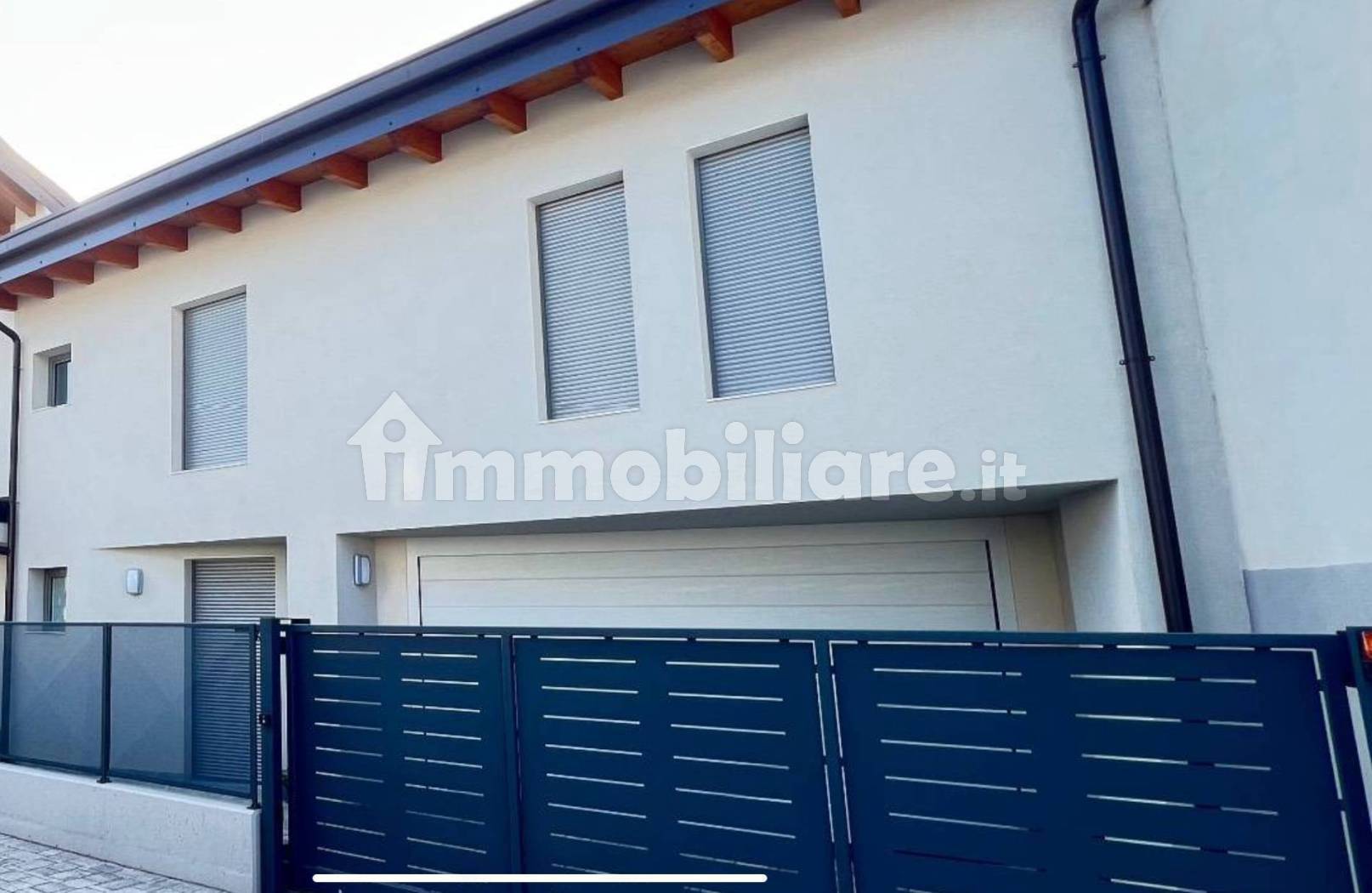 Appartamento in vendita a Curno