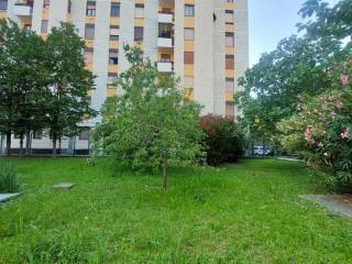 Bilocale via Carlo Marochetti 9, Corvetto, Milano