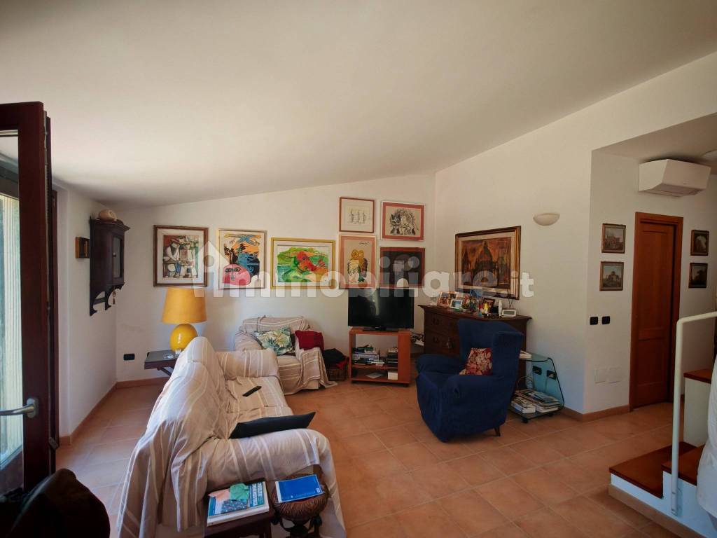 Salone