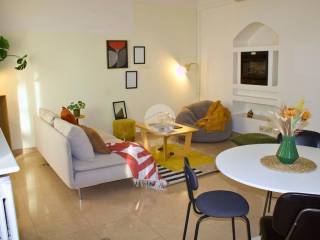 Bilocale via Carlo Farini 27, Isola, Milano