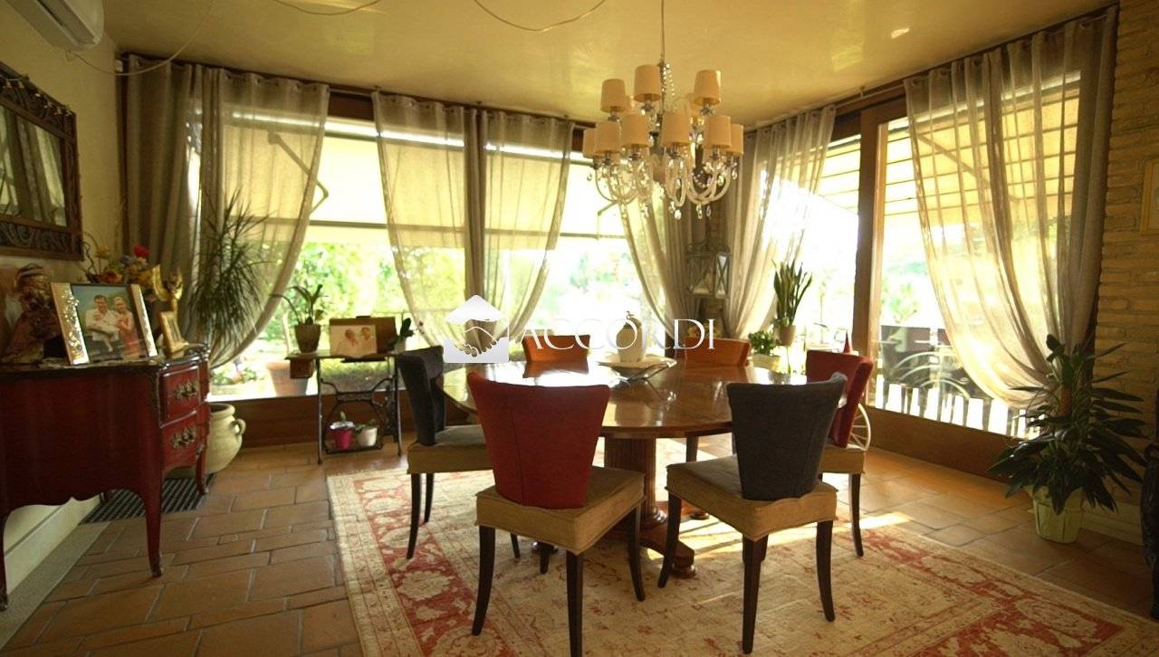 Villa in vendita a Refrontolo