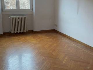 Appartamento viale Gabriele D'Annunzio, Ticinese, Milano