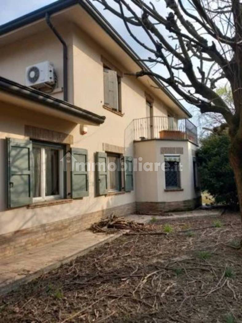 Villa in vendita a Castelnuovo Rangone