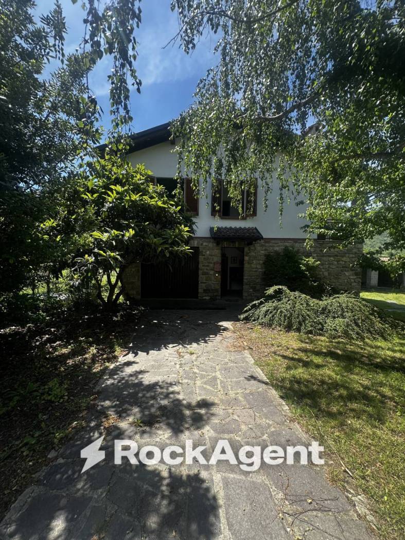 Villa in vendita a Varzi