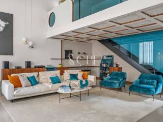 Salone