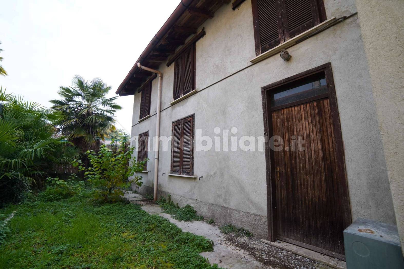 Casa indipendente in vendita a Robbiate