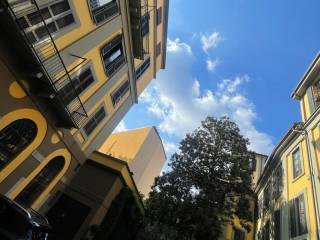 Trilocale piazza Sant'Ambrogio, Sant'Ambrogio, Milano