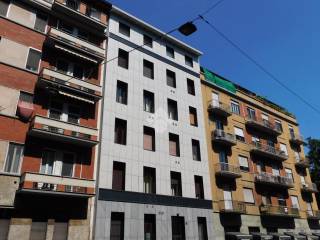 Bilocale via Stendhal 50, Solari, Milano