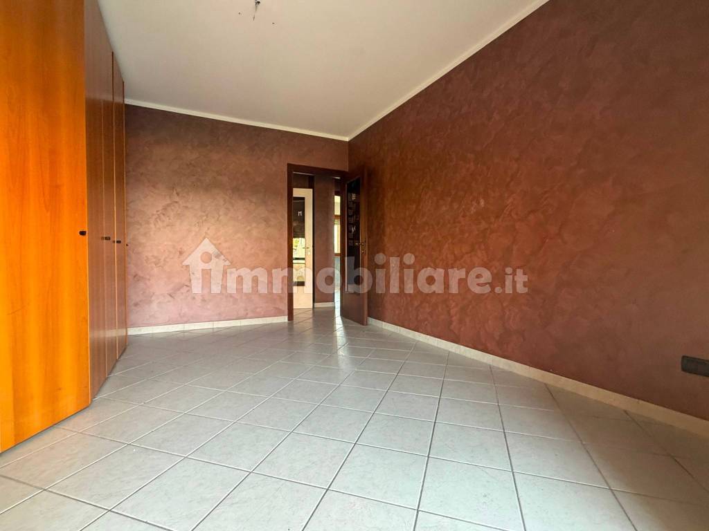 Appartamento in Madonna di Campagna, foto 9 di 17