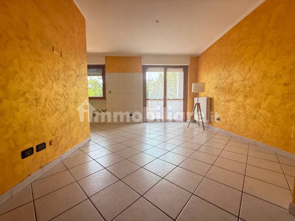 Appartamento in Madonna di Campagna, foto 4 di 17