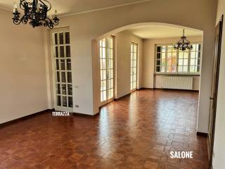 Salone