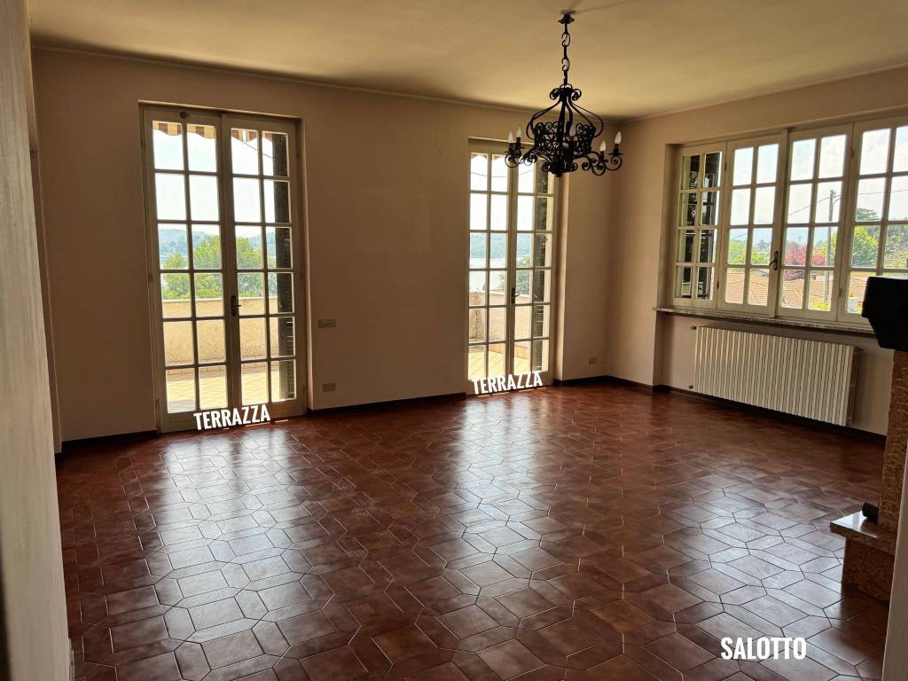 Salone