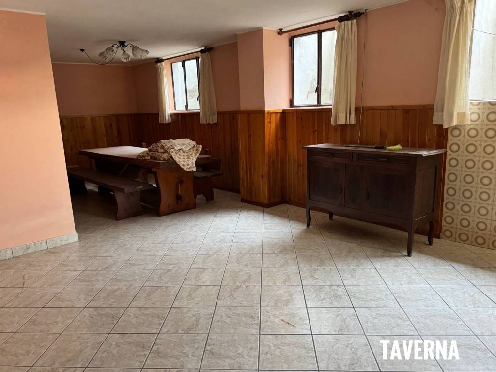 Taverna