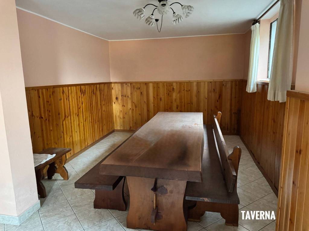 Taverna