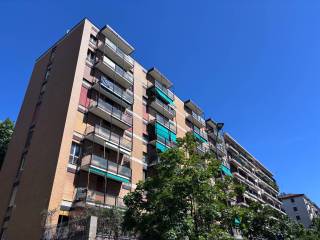 Quadrilocale via Luisa Battistotti Sassi 14, Argonne - Corsica, Milano