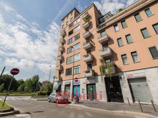 Bilocale via Desenzano, 22, Gambara, Milano