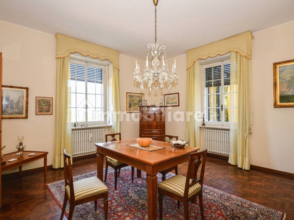 Salone