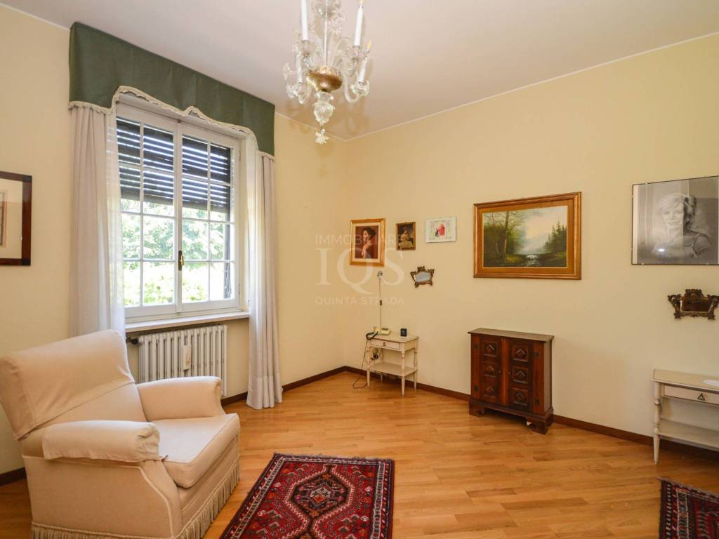 Salone