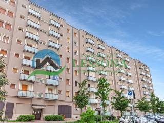Bilocale via Arturo Graf 12, Quarto Oggiaro, Milano