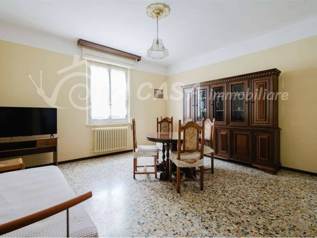 Salone