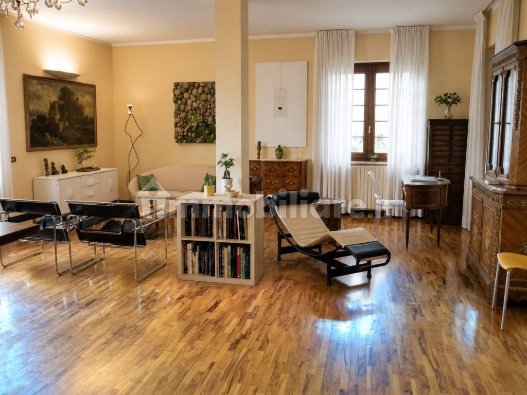 Salone