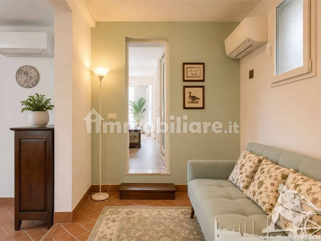 Salone