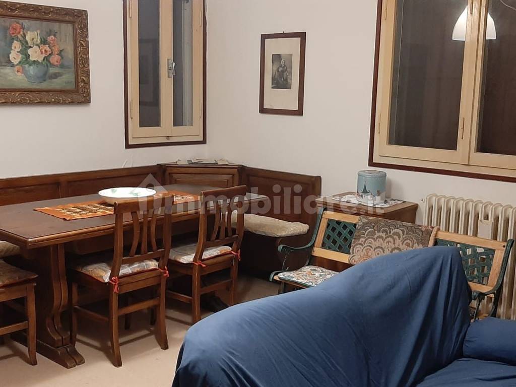 Salone