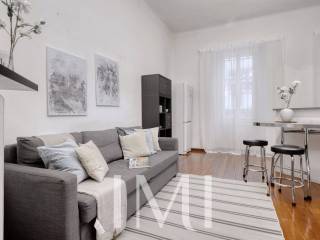Bilocale viale Papiniano 49, Corso Genova, Milano