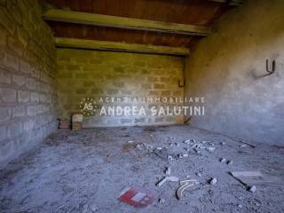 Stanza non arredata
