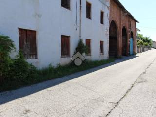 Zona