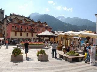 Zona