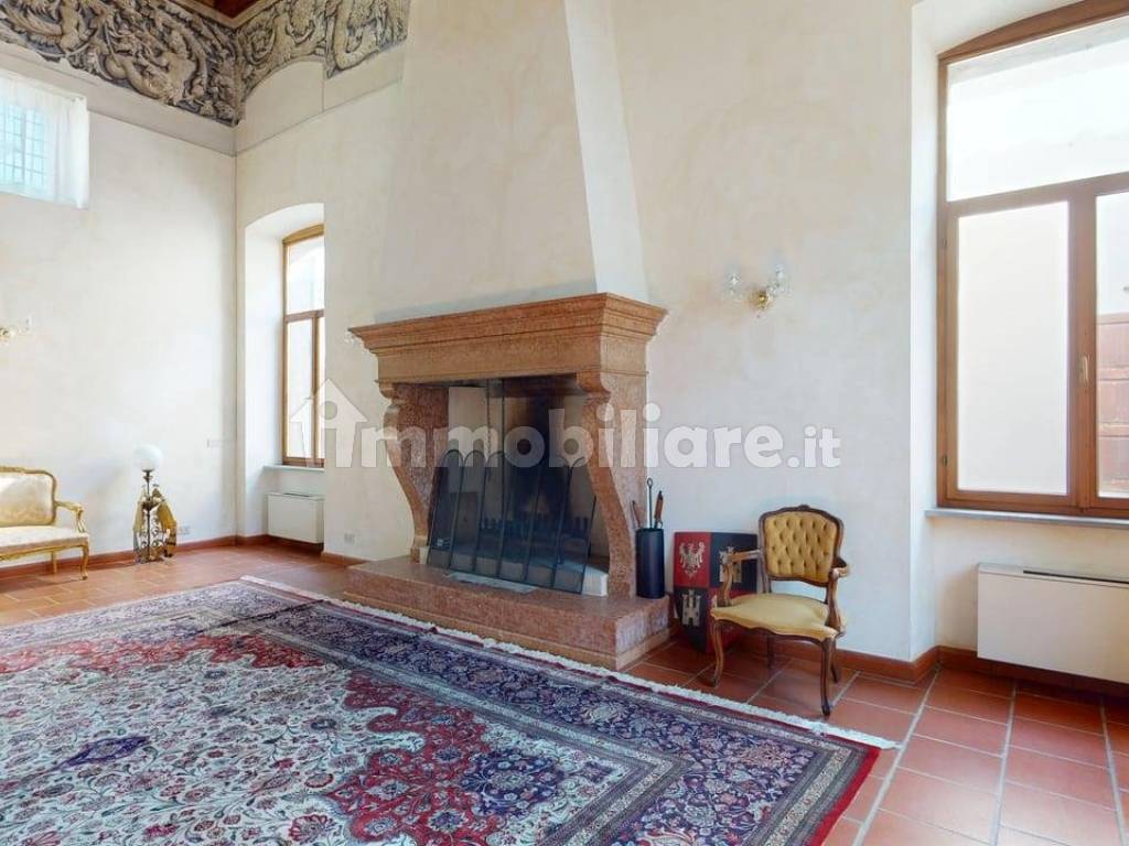 Salone