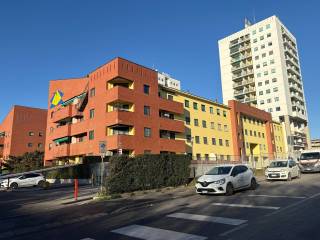 Quadrilocale via San Mamete 91, Quartiere Adriano, Milano