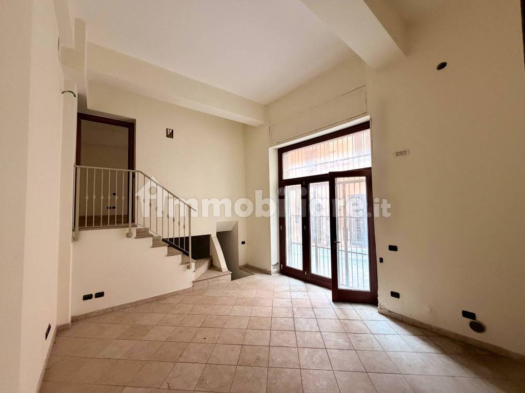 Trilocale via Luigi Angeloni, Centro, Frosinone — foto 2