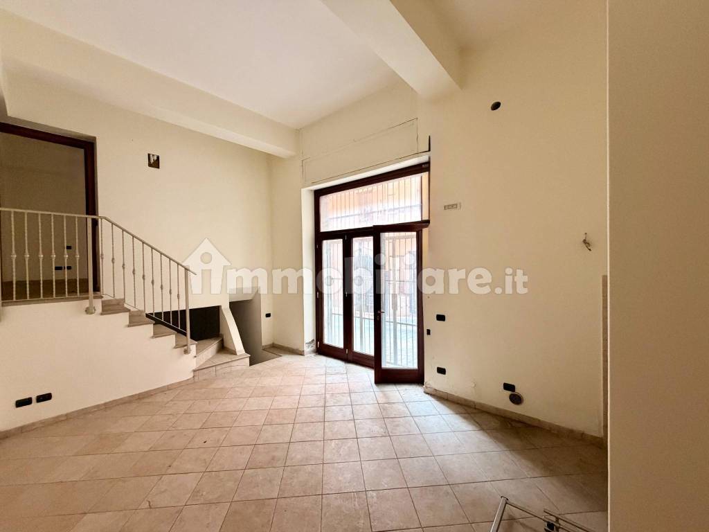 Trilocale via Luigi Angeloni, Centro, Frosinone — foto 3