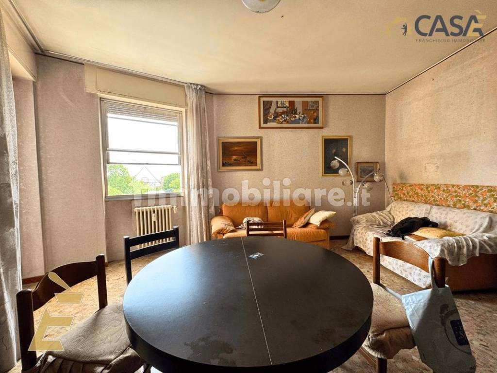 Salone